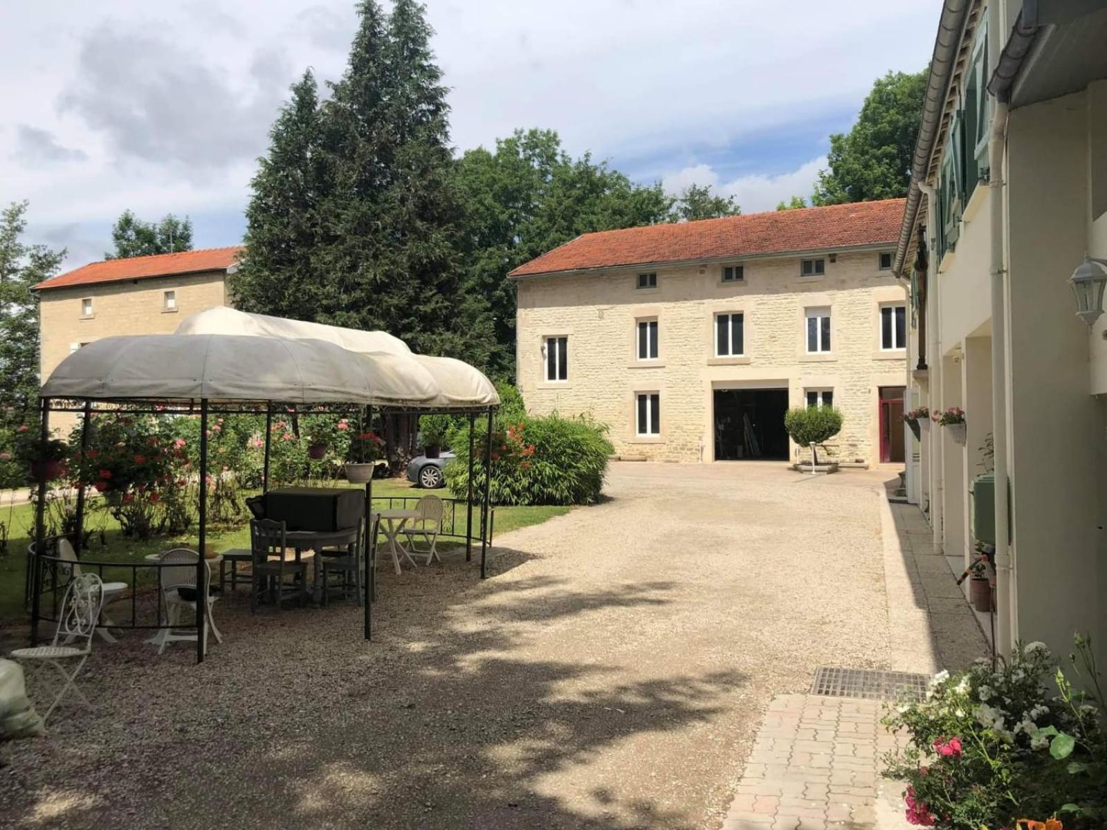 Le Moulin De Chamouilley Otel Dış mekan fotoğraf